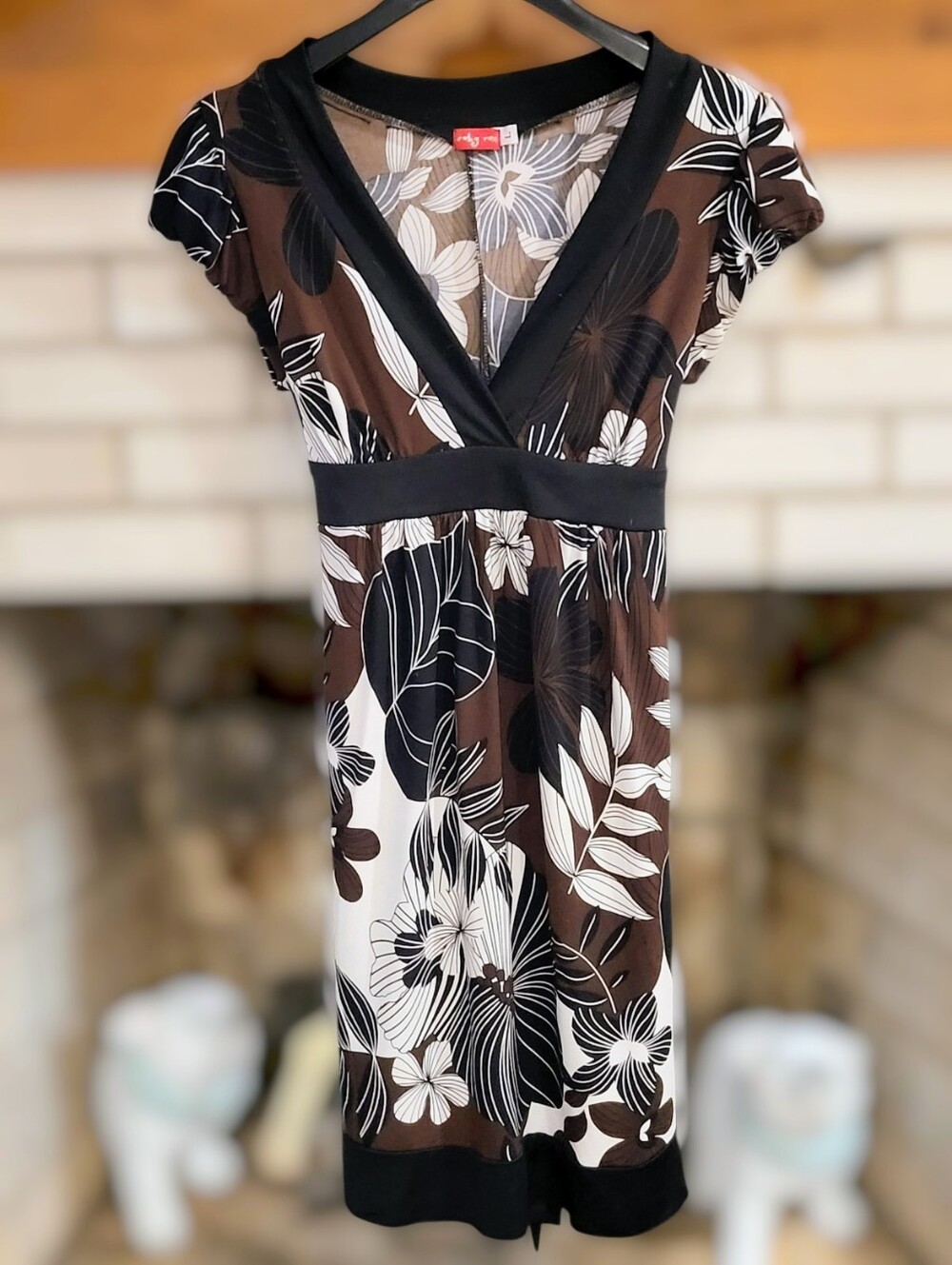 Vintage Ruby Rox Tie Back Floral Cap Sleeve Surplice V-Neck Mini Dress. Sz. L